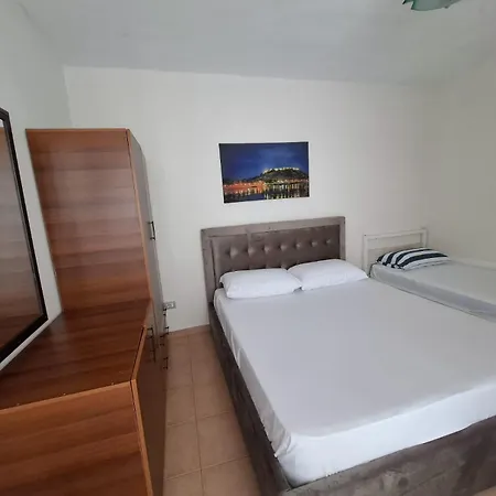 Cozy In The Center 2 Apartman