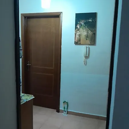 Cozy In The Center 2 Apartment Shkoder